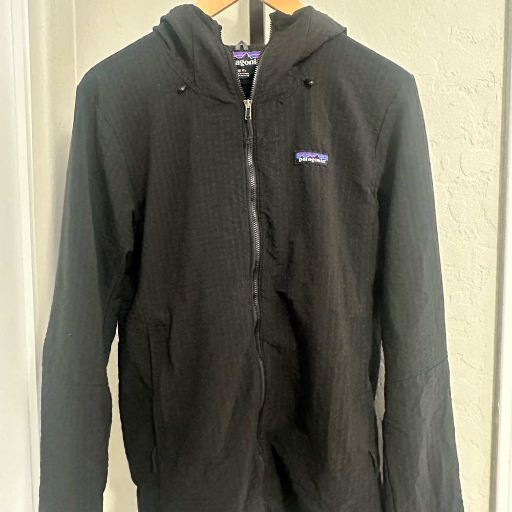 Patagonia Black Hooded Windbreaker